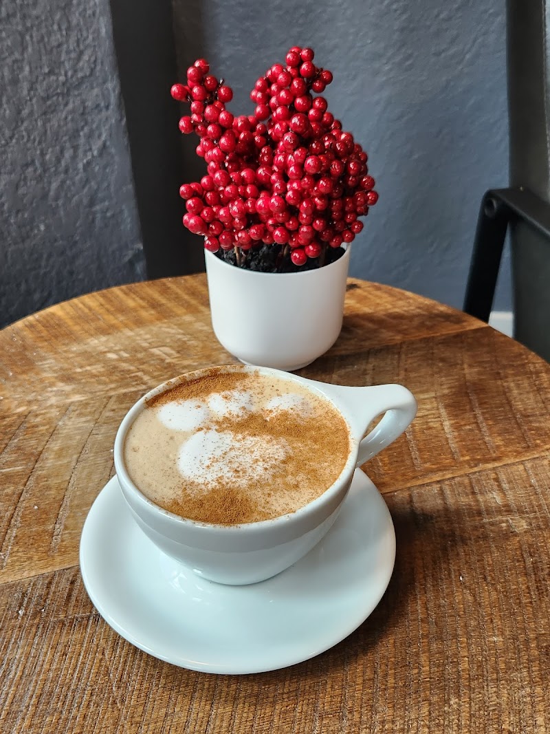 Foxtail Coffee Co. - Tavares