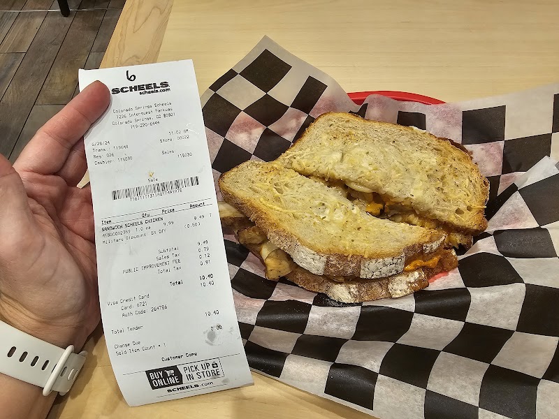 Ginna's Cafe @ SCHEELS