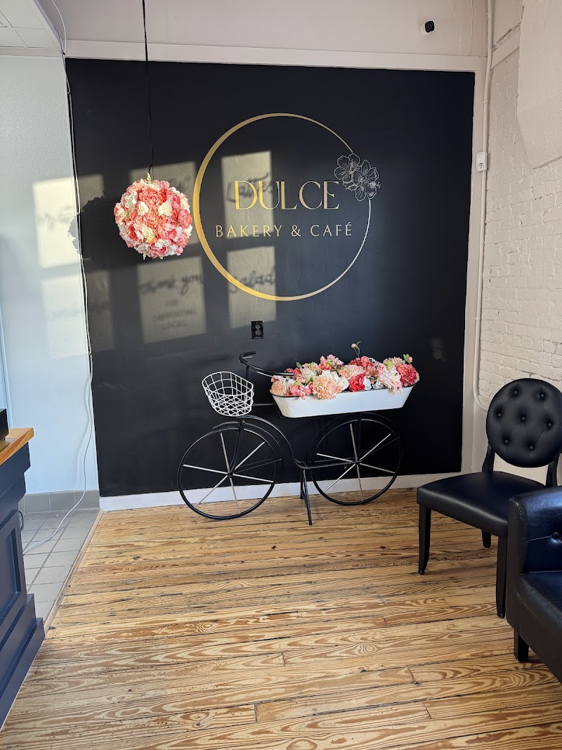 Dulce Bakery and Cafe