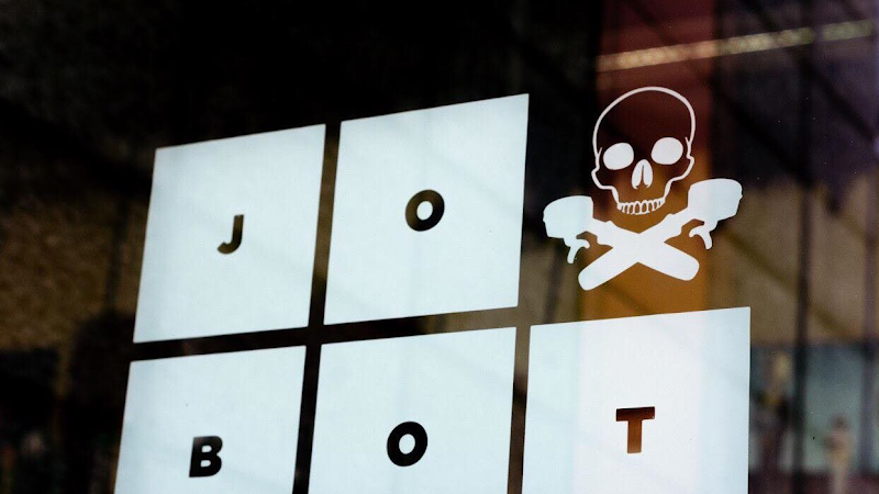 Jobot Coffee, Breakfast and Pizzeria