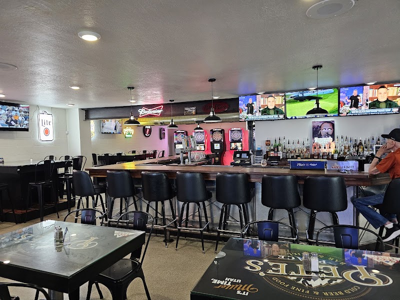 Pete's Place Bar & Grill