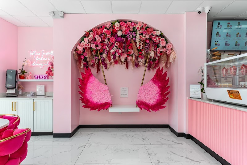 House Of Chimney Cakes Café