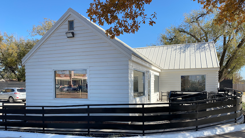 Da Vinci's Coffeehouse and Gelateria Central