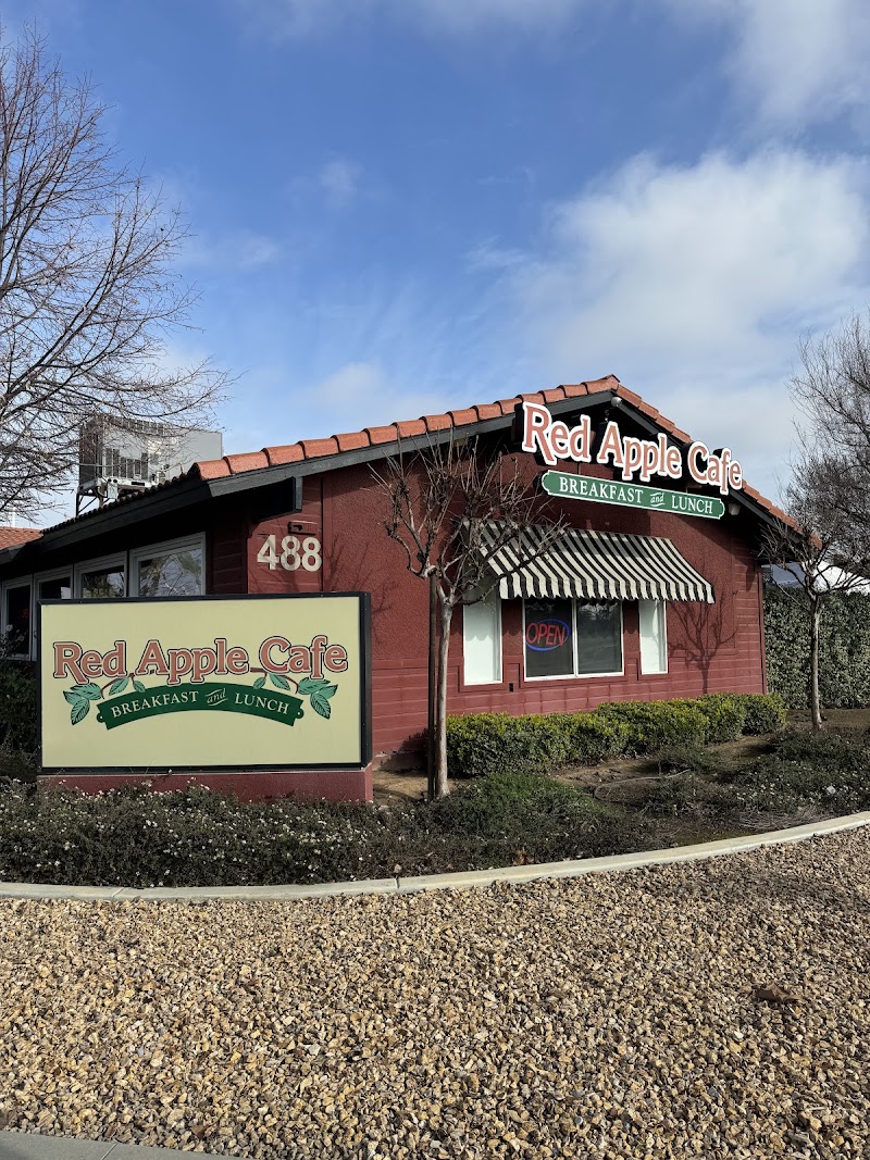 Red Apple Cafe
