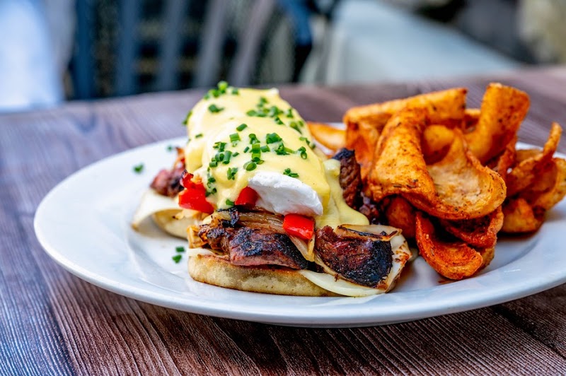 Avenue kitchen + bar