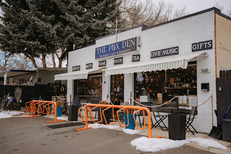 The Fox Den: No Waste Cafe & Roastery