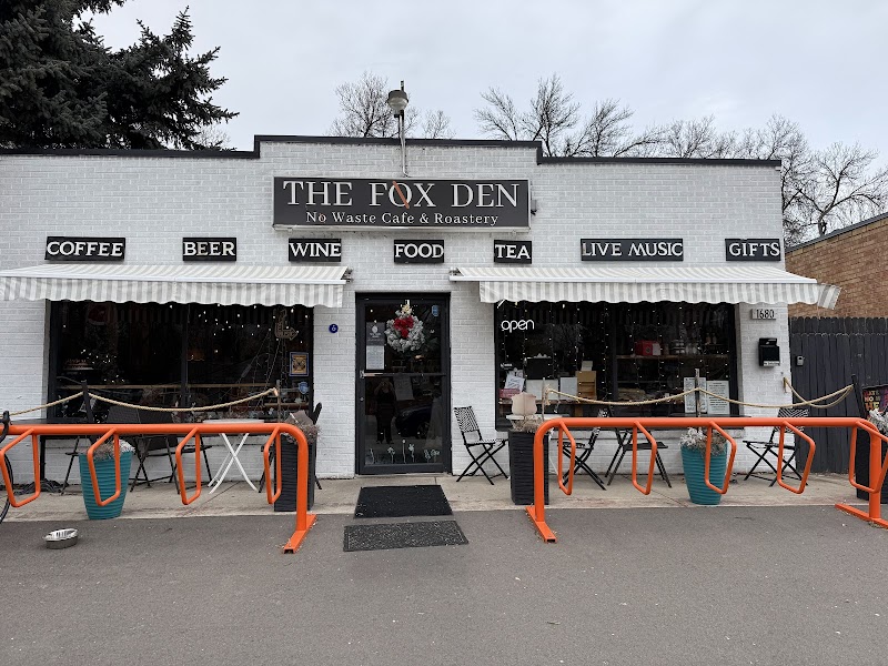 The Fox Den: No Waste Cafe & Roastery