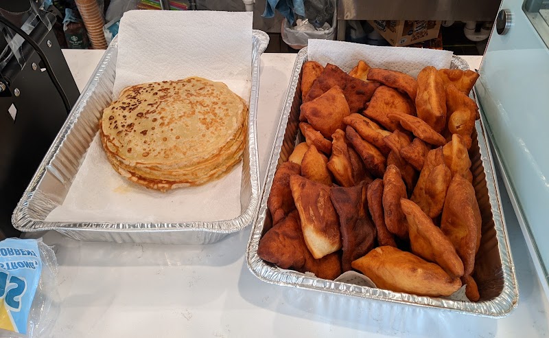 Maro & Calal Boutique and Cafe