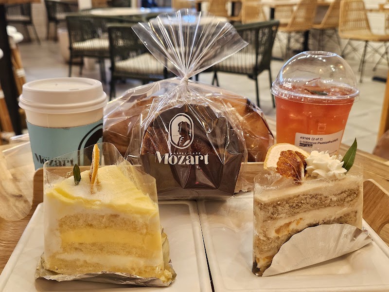 Mozart Bakery