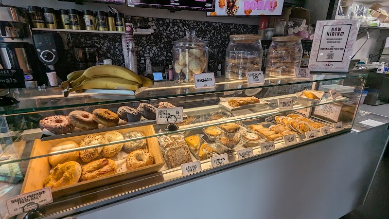 Cambridge - Jaho Coffee Roaster & Wine Bar