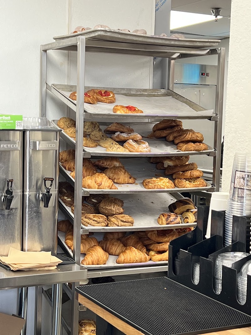 Experiment Coffee and Pastry