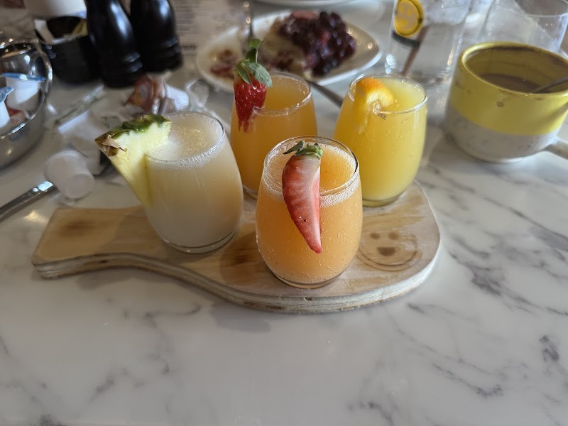 Mornings Breakfast & Brunch