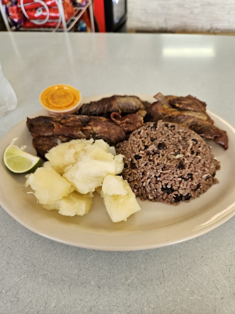 Robert’s Cuban food