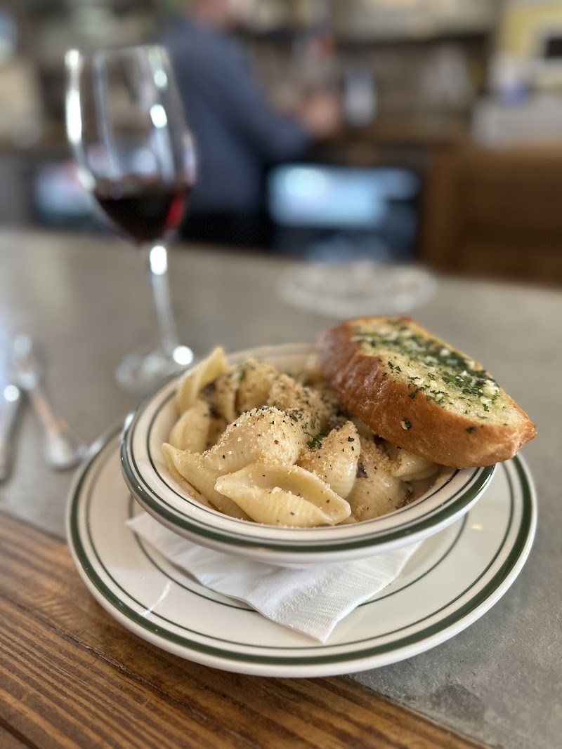 Black Mountain Wine House STL