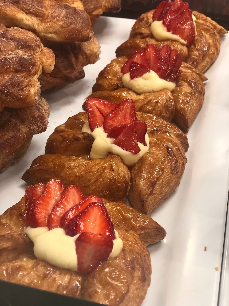 Tulla Patisserie & Cafe