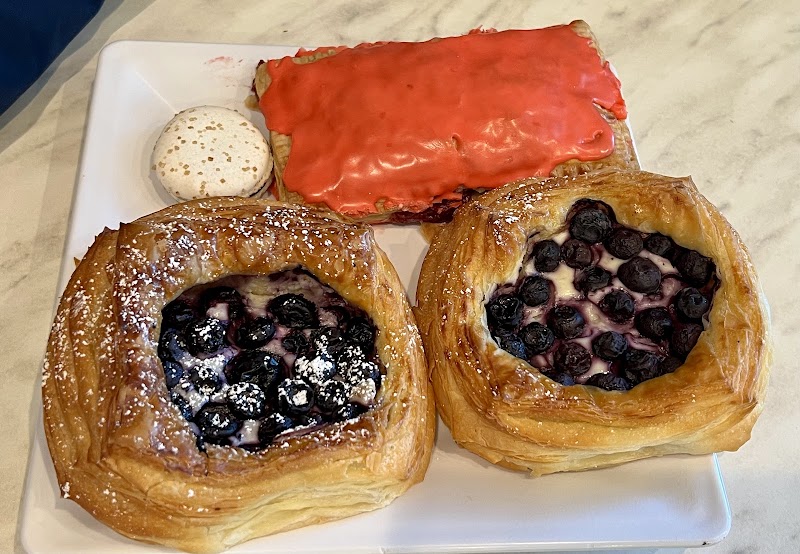 Tulla Patisserie & Cafe