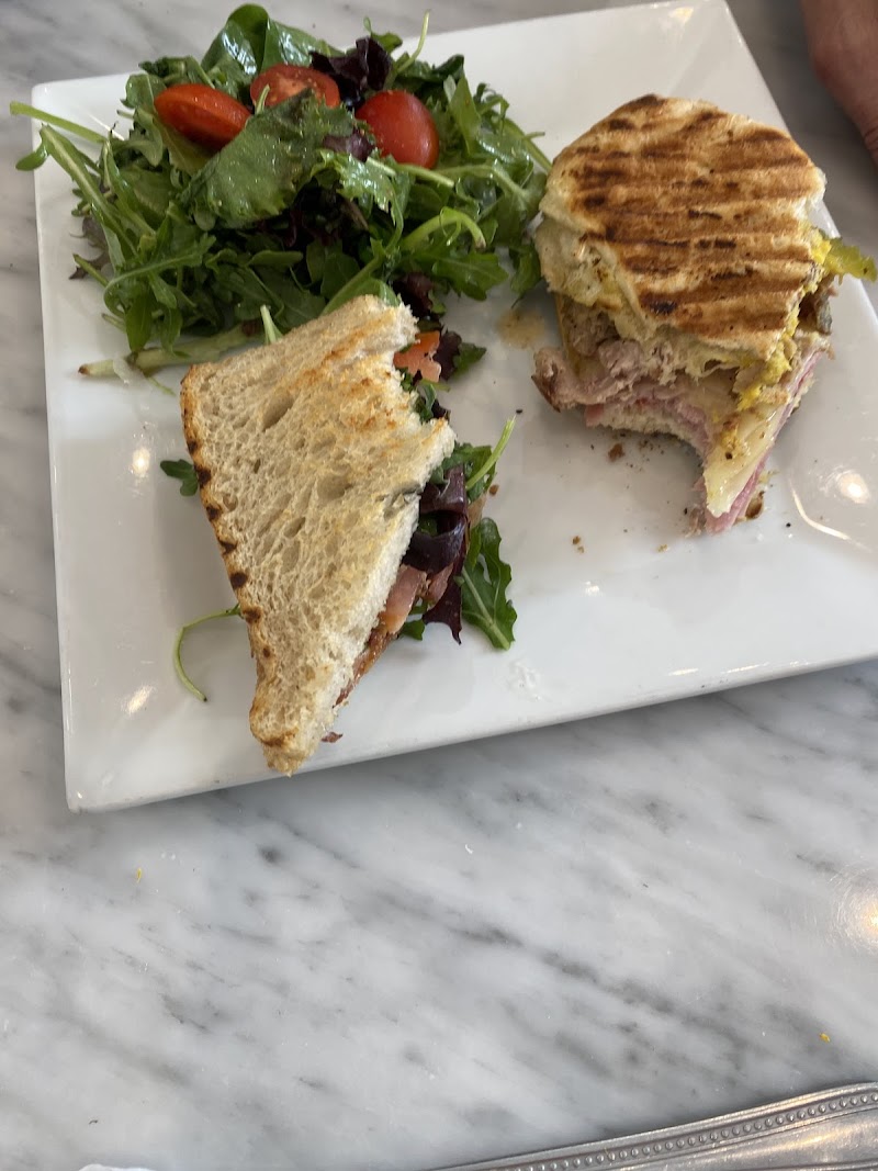 Batture Bites & Brew