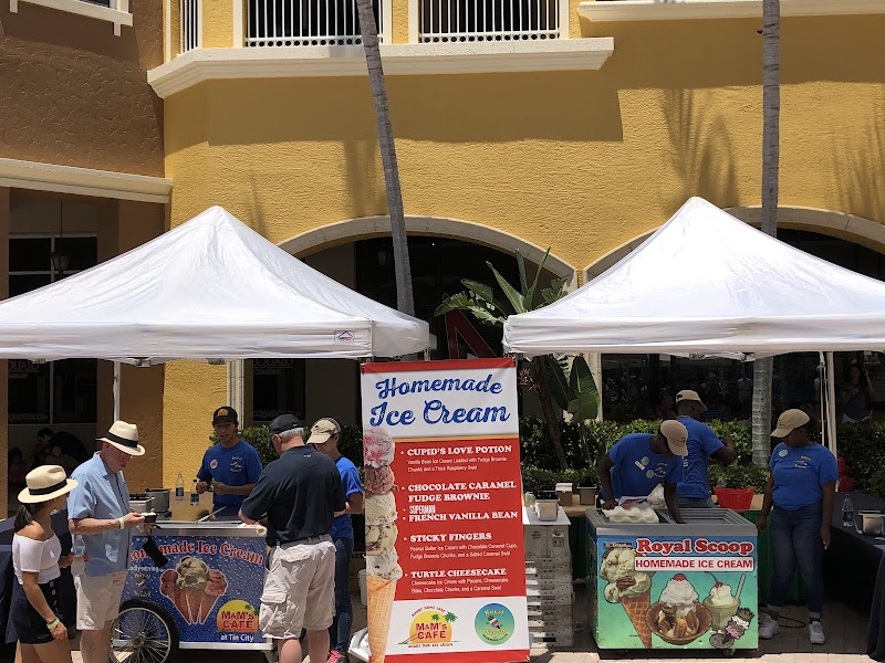 M & M's Cafe at Tin City