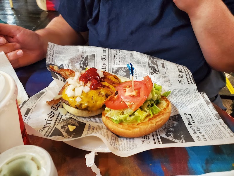 M & M's Cafe at Tin City