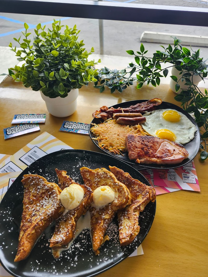 Strange Brews Coffee & Cafe