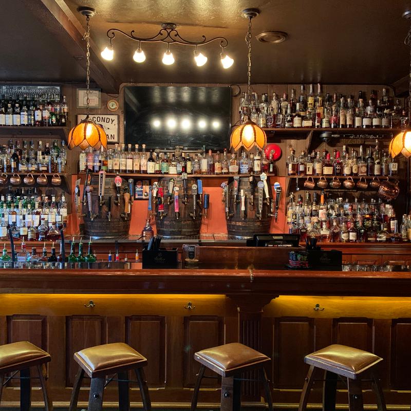 Carmella's Plates & Pints