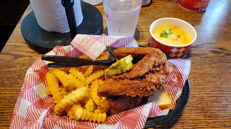 Hattie B's Hot Chicken - Memphis