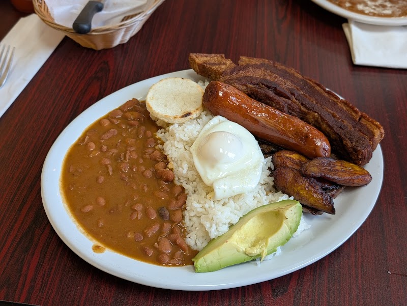 Café de Colombia Restaurant and Bakery