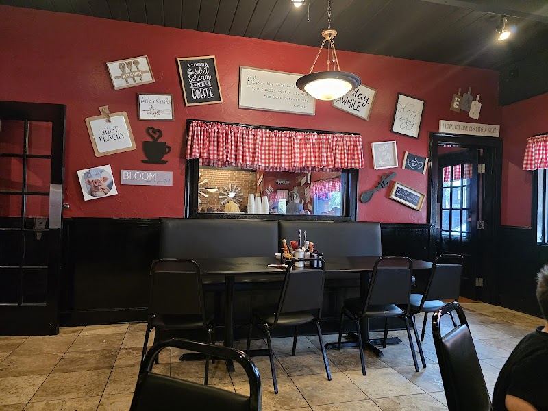 Blue Mound Cafe - Little Road (Arlington, Texas)