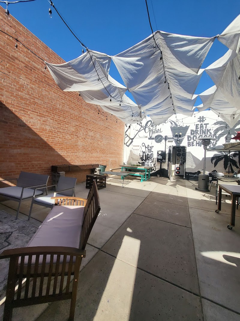 The Black Sheep Coffee+Tea+Smoothies