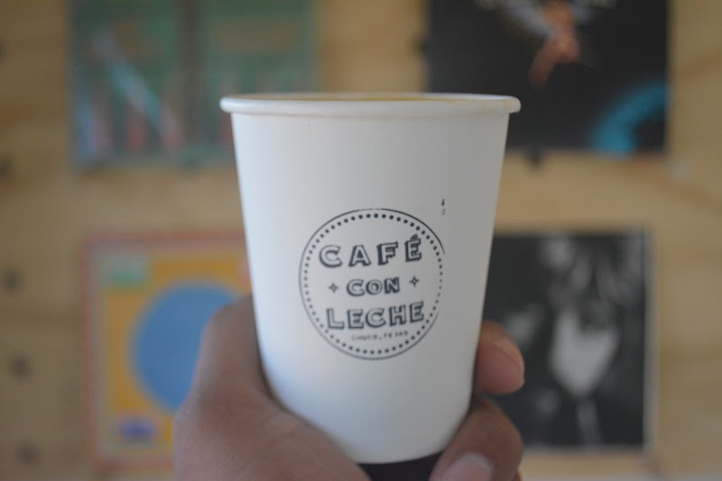 Café Con Leche: Tiny Café