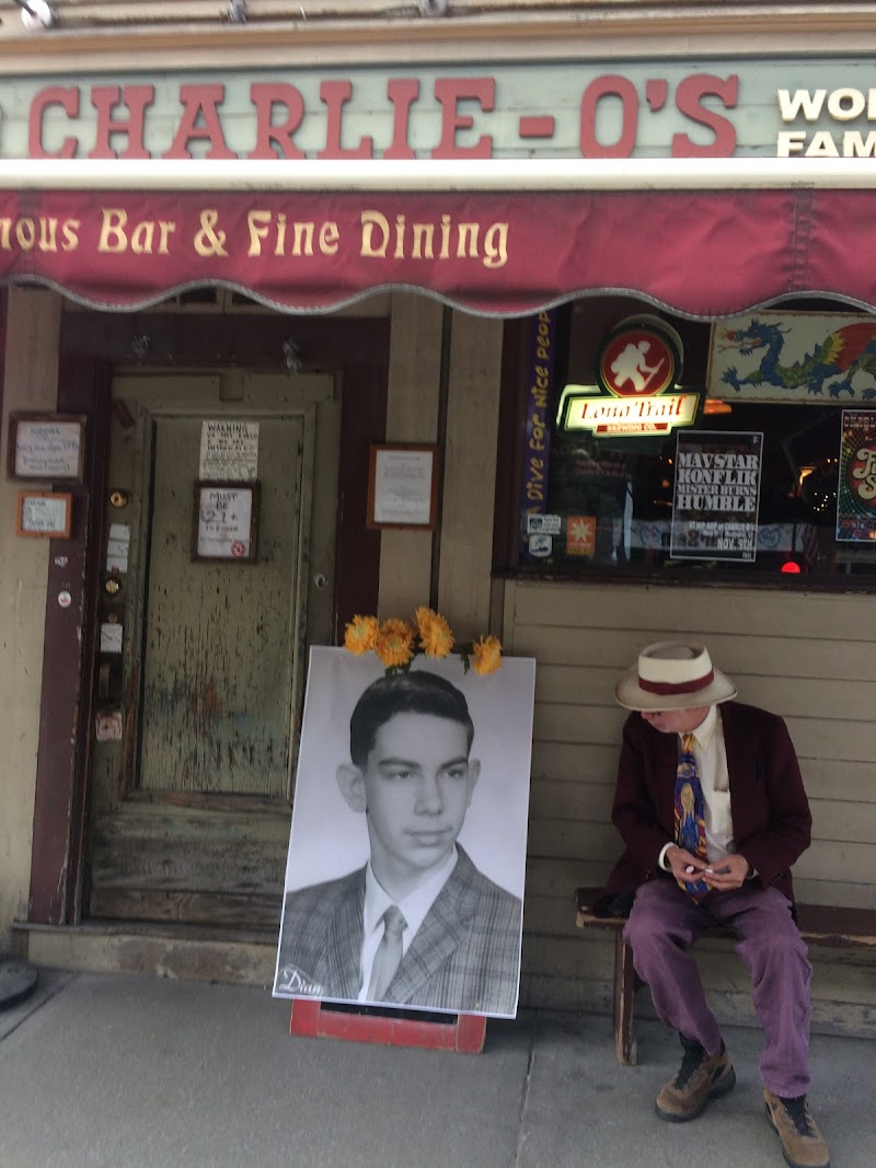 Charlie O's