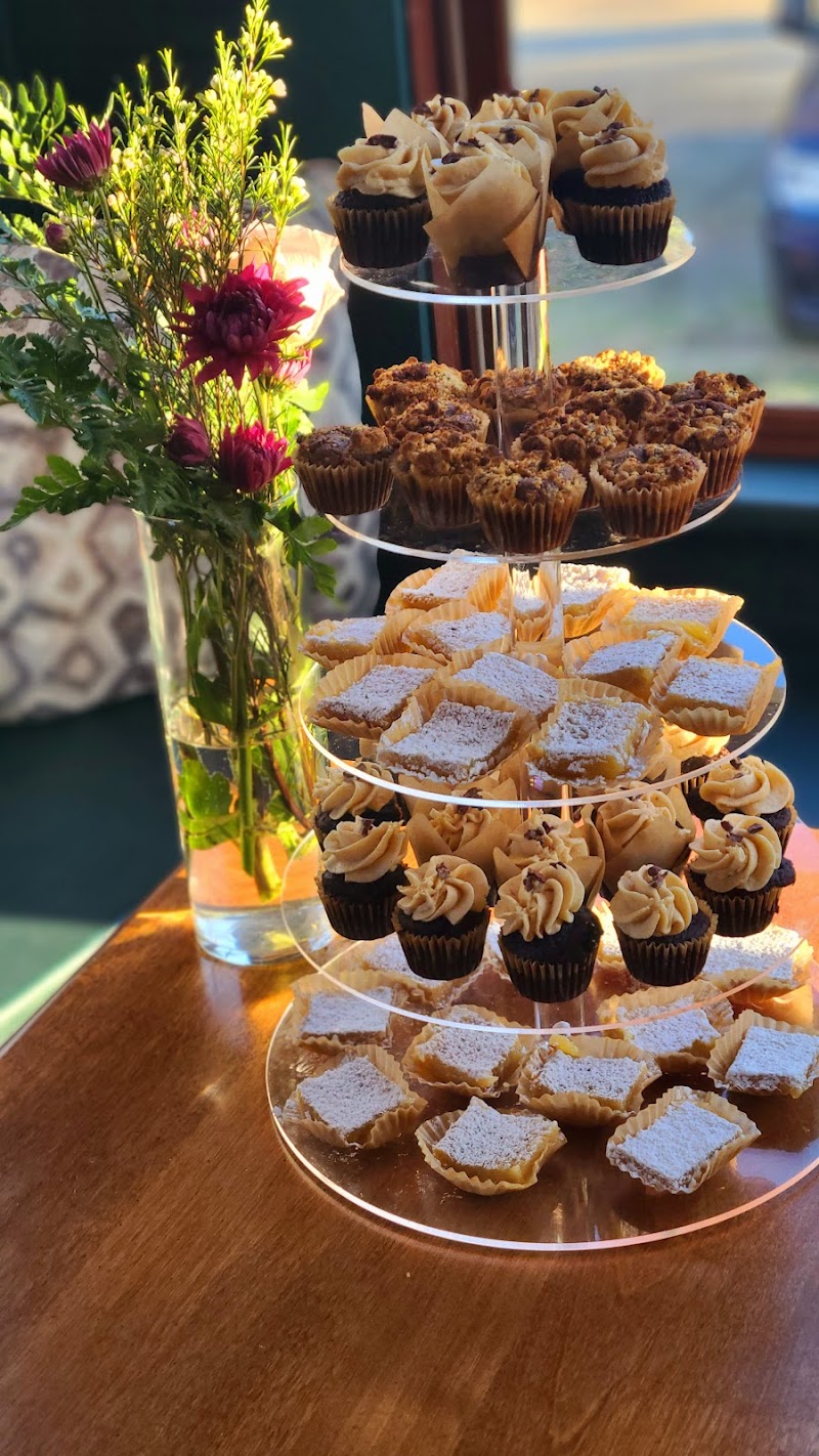 Black Magnolia Southern Patisserie