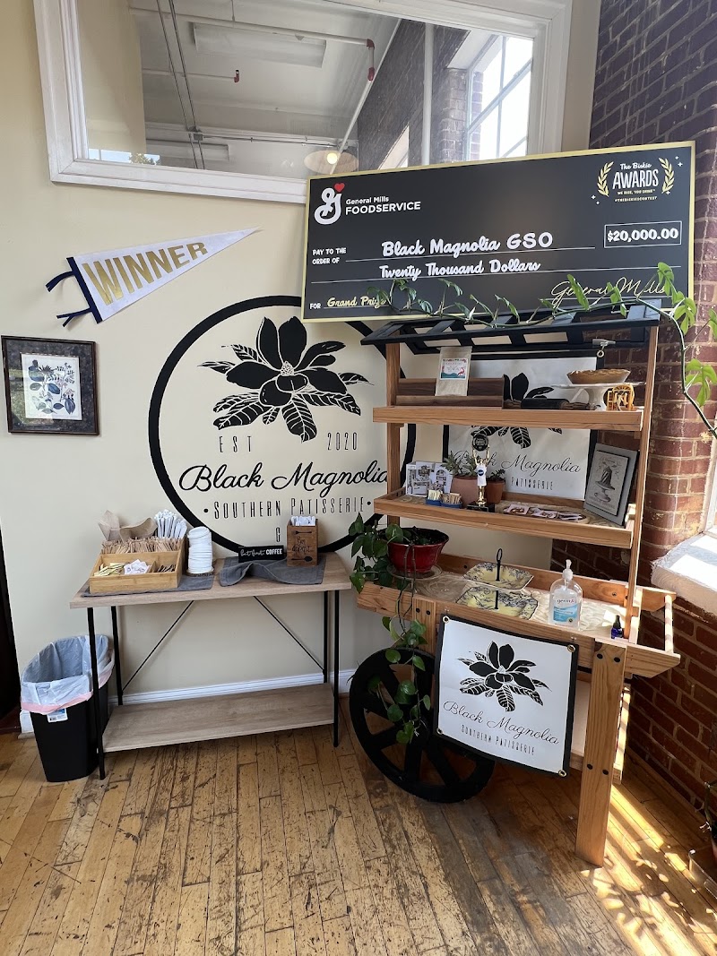 Black Magnolia Southern Patisserie