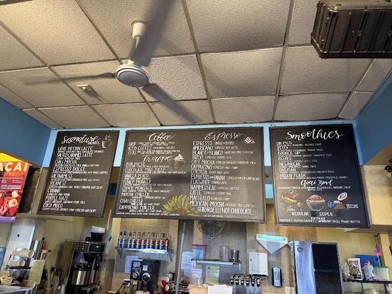 Newbreak Coffee & Cafe