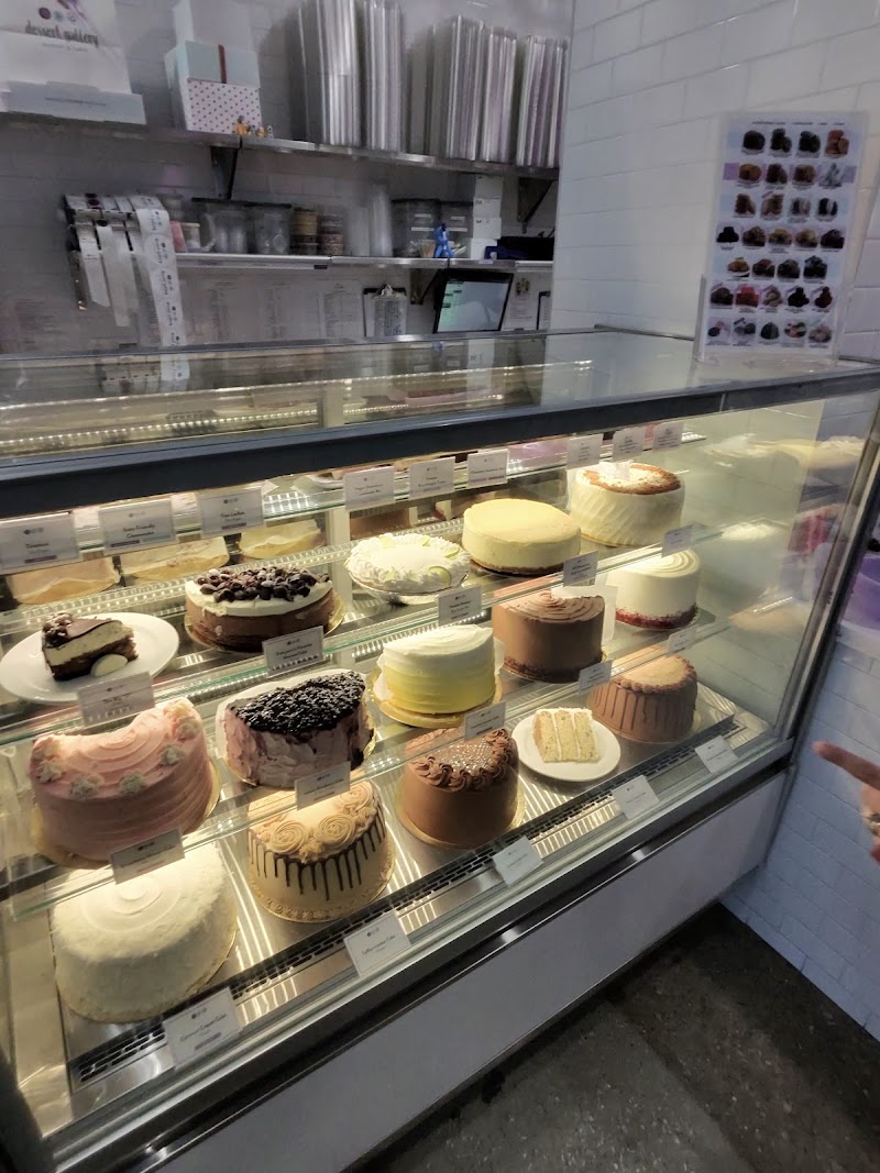 Dessert Gallery Bakery & Cafe