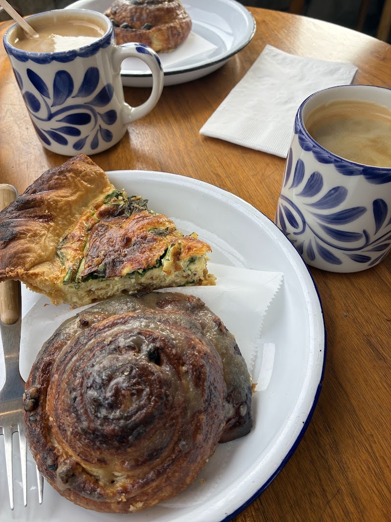 Ihatov Bread and Coffee