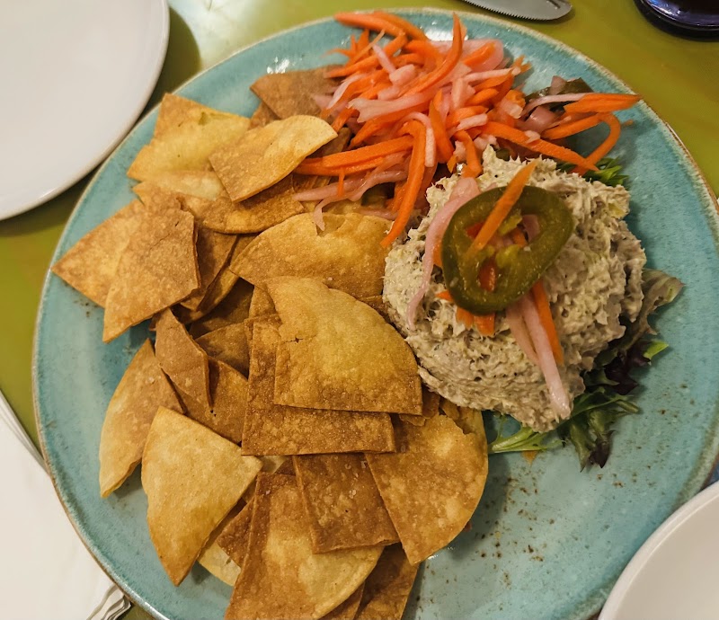 Little Moir's Hibiscus StrEATery