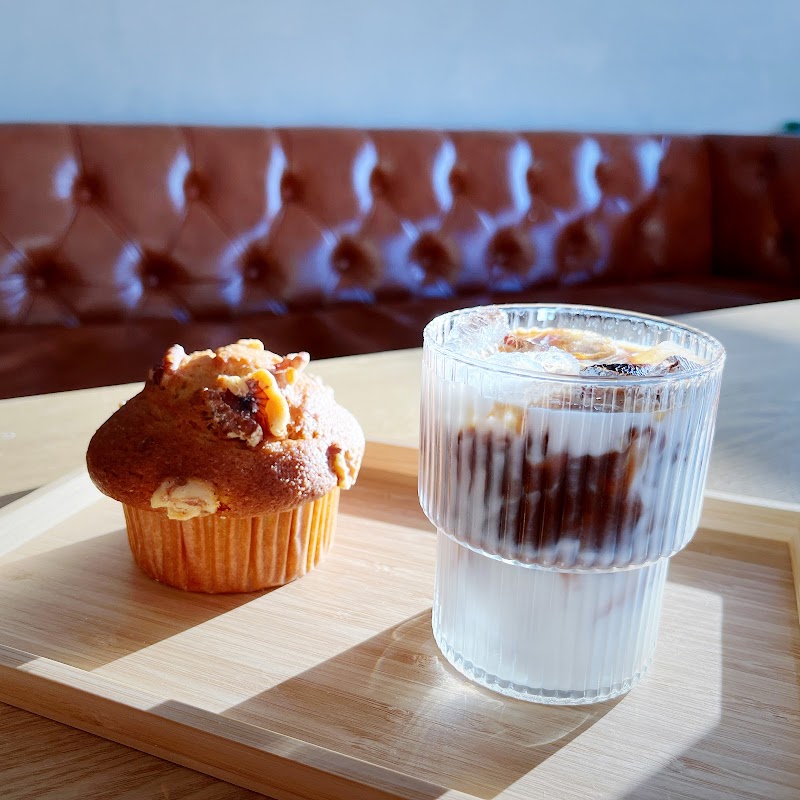 Margin Cafe Coffee Roaster