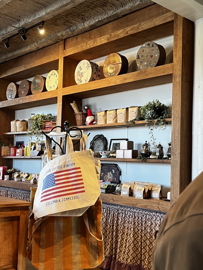 Hank's Coffee Station - Columbia