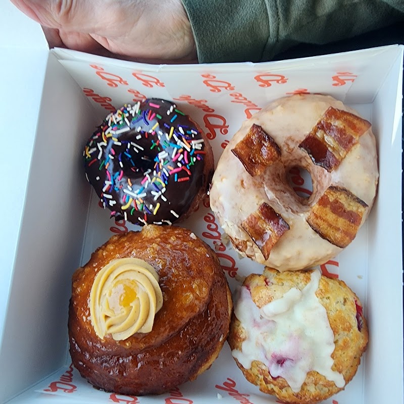 Dulce Dough Donuts & Bakery