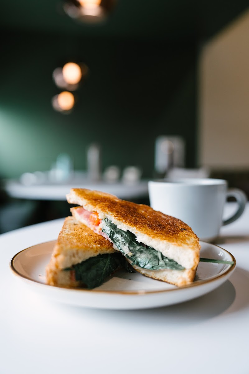 Chip's Place Coffee & Lounge