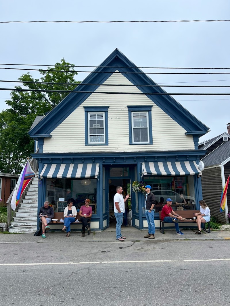 44 North Coffee - Deer Isle Café