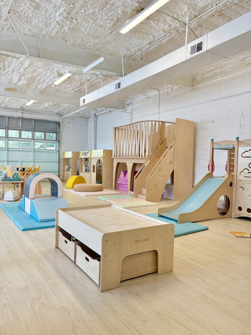 Glow Worm Cafe & Play