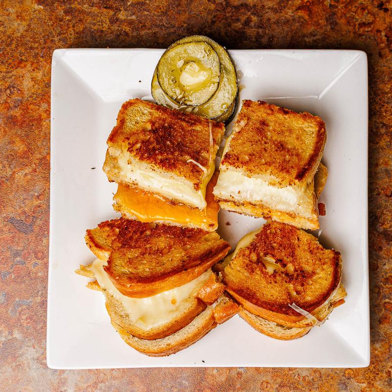 Ludwig's Center Stage Cafe