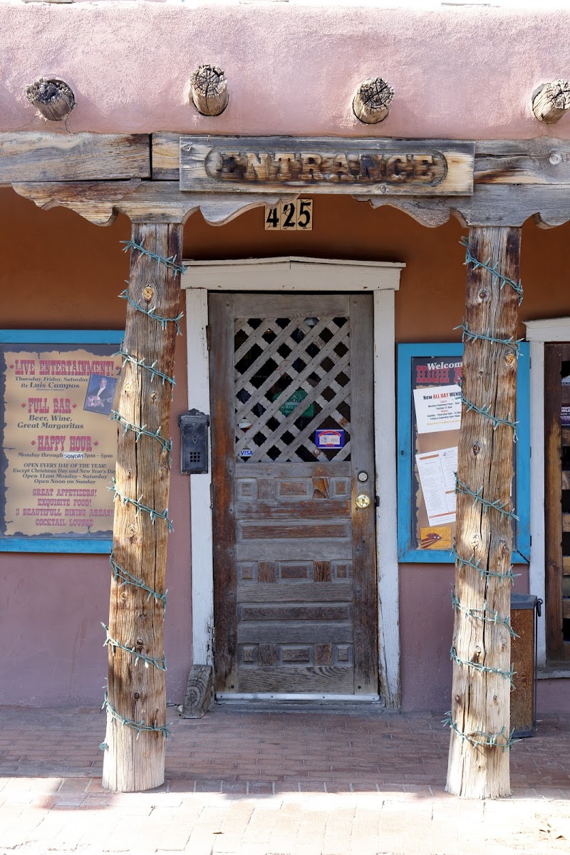 High Noon Restaurant & Saloon