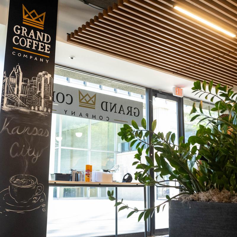 Grand Coffee + Smoothies - Crown Center
