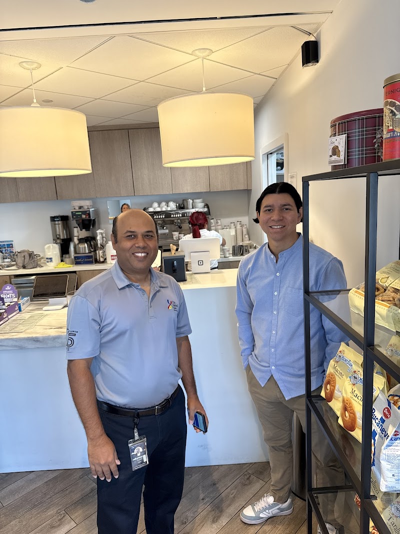 Gualt's café Miami Tower