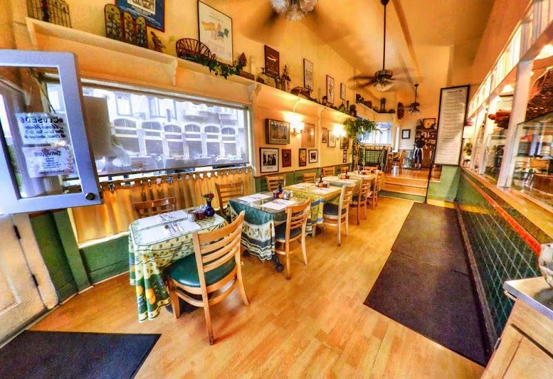 Mama's On Washington Square