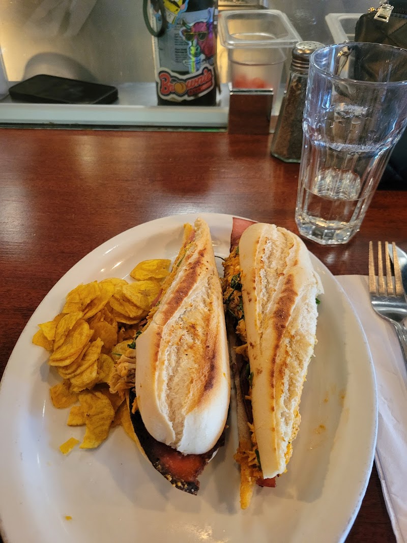 Tinta Y Cafe - Miami Shores