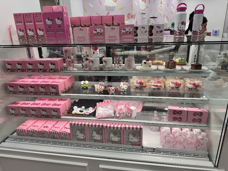 Hello Kitty Cafe